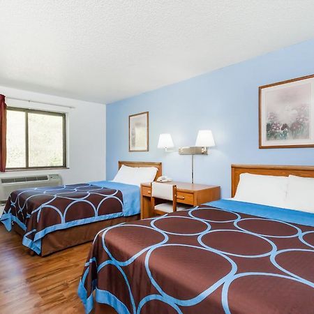 Hotel Super 8 By Wyndham Norwich Extérieur photo