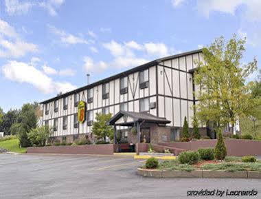 Hotel Super 8 By Wyndham Norwich Extérieur photo